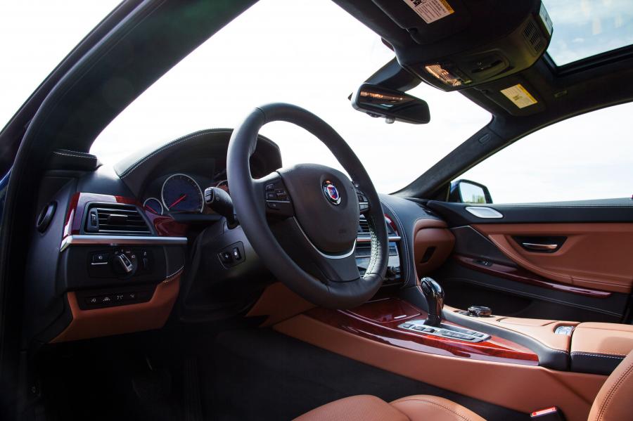 Интерьер Alpina B6 xDrive Gran Coupe (F06) 2015 года  (фото 8 из 15)